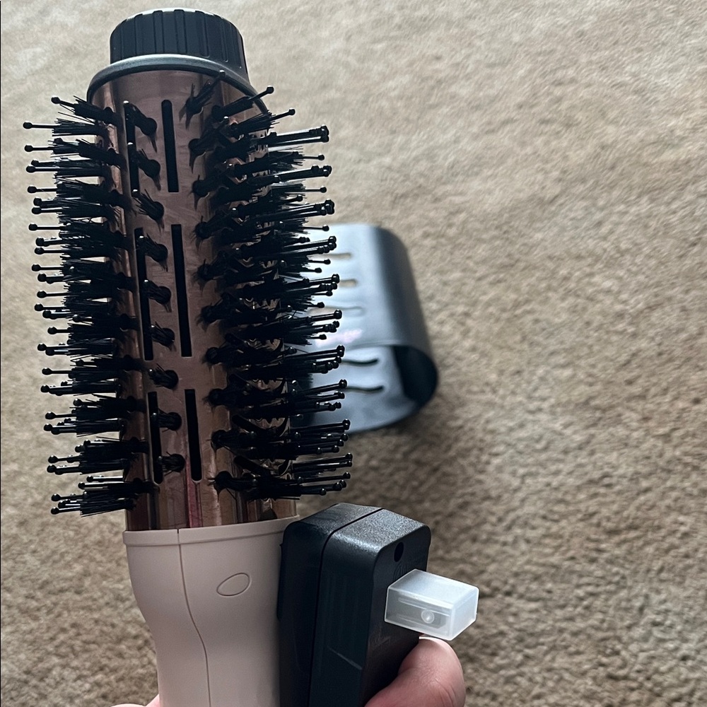 L'ange Hair Dryer Brush - Picture 2 of 3